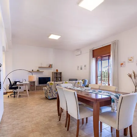 Apartment Casa Luminosa Nel Salento Felline