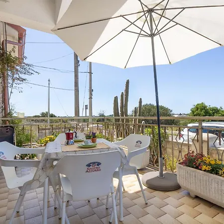 Casa Luminosa Nel Salento Apartment *